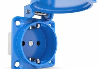 Presa elettrica con coperchio